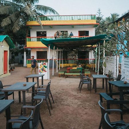 Rasta Mansion Beach Hostel And Rooms Arambol Εξωτερικό φωτογραφία