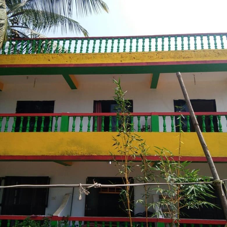Rasta Mansion Beach Hostel And Rooms Arambol Εξωτερικό φωτογραφία